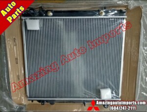 Mitsubishi Delica L400 Radiator for 4m40 Diesel for Automatic