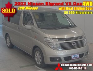 2002 Nissan Elgrand V6 Gas Engine 4WD with Dual Sliding Door 89,000 km