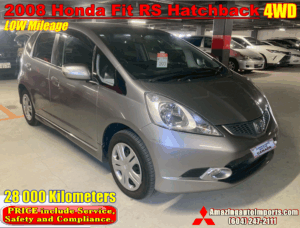 2008 Honda Fit RS Hatchback 4WD LOW Mileage 28,000 km