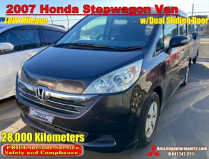 2007 Honda Stepwagon Van w/Dual Sliding Door 28,000 km
