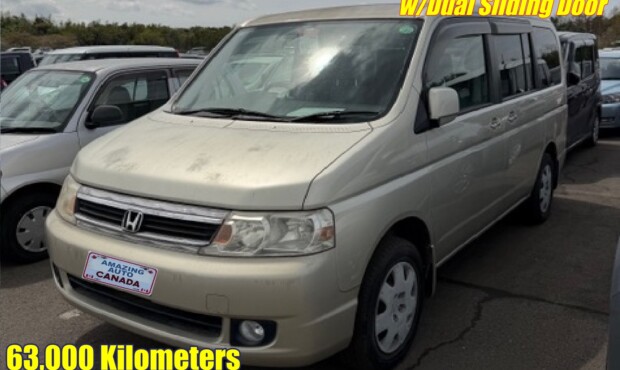 2005 Honda Stepwagon Van 4WD w/Dual Sliding Door 63,000 km